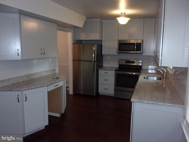 2989 Cashel Ln, Vienna, VA 22181 - photo 2