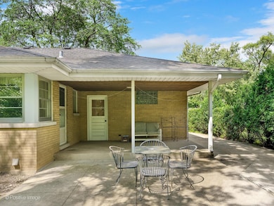 363 Ruby St, Clarendon Hills, IL 60514 - photo 6