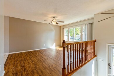 5028 Warren St, Davenport, IA 52806 - photo 3