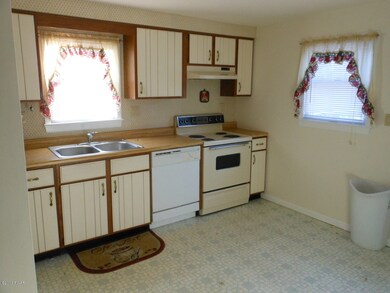 110 8th St, Milford, PA 18337 - photo 7