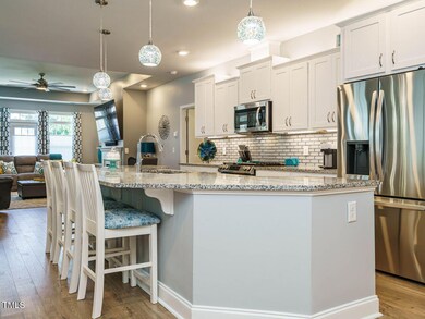 006-1280x960-kitchen