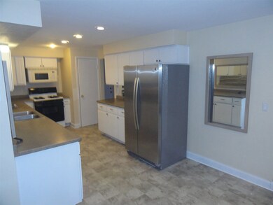 2908 Heffron St, Stevens Point, WI 54481 - photo 4