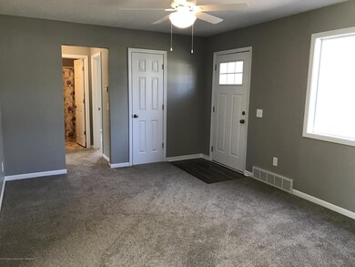 6347 Sommerset Rd, Lansing, MI 48911 - photo 5