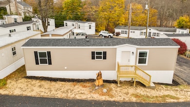 55 Sugar St unit 17A, Newtown, CT 06470 - photo 2