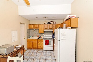 360 Madison Ave, Albany, NY 12210 - photo 3