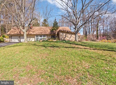 12818 Beechtree Ln, Bowie, MD 20715 - photo 2