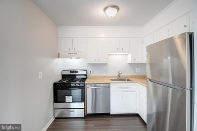 1599 N East St unit 18, Frederick, MD 21701 - photo 7