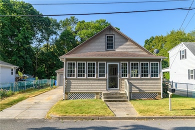 58 Delway Rd, Cranston, RI 02910 - photo 2