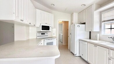 7701 Pine Island Way, West Palm Beach, FL 33411 - photo 5