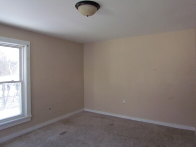 134 Salisbury Rd, Franklin, NH 03235 - photo 5