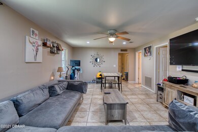 267MidwayAve-6