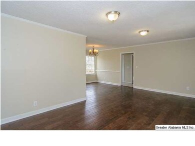 Walk into this freshly redone floors!!
