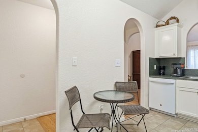 1150 Green Hill Dr, Canyon Lake, TX 78133 - photo 6