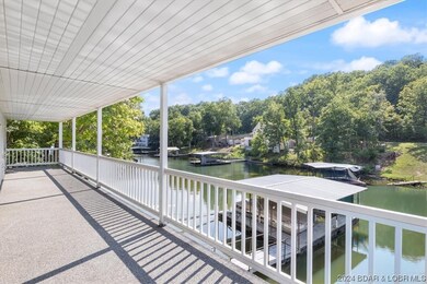 decks for entertaining