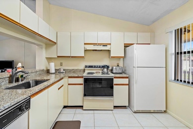 4689 Lucerne Lakes Blvd W unit 203, Greenacres, FL 33467 - photo 5