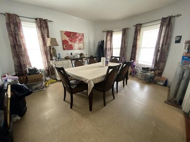 49 Northampton Ave, Springfield, MA 01109 - photo 4