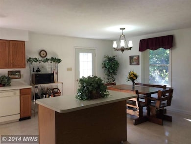 62 Cedar Top Ln, Front Royal, VA 22630 - photo 4