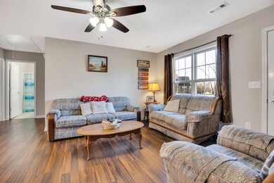 635 Lynchburg Rd, Manchester, TN 37355 - photo 6