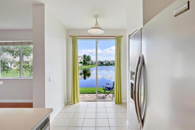 3082 Laurel Ridge Cir, Riviera Beach, FL 33404 - photo 6