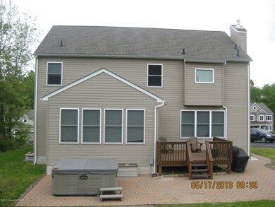 227 Dryden Rd, Stroudsburg, PA 18360 - photo 4