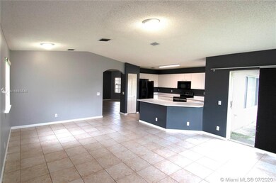 2117 SW 119th Ave, Miramar, FL 33025 - photo 7