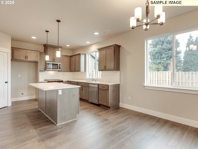 798 NE Saling Dr E unit 89, Estacada, OR 97023 - photo 6