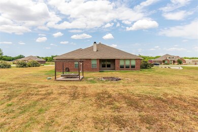 148 Creekwood Ranch Rd, Azle, TX 76020 - photo 4