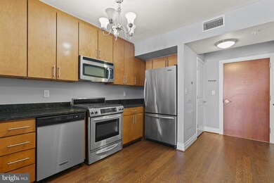 915 E St NW unit 911, Washington, DC 20004 - photo 4