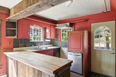 46 Indian Point Rd, Bomoseen, VT 05732 - photo 6