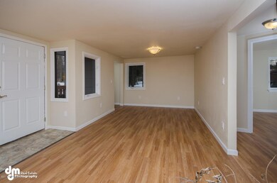 3804 Wilson Street Anchorage-large-006-L