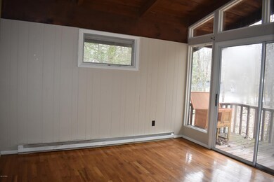 800 Heron Ct, Hawley, PA 18428 - photo 5