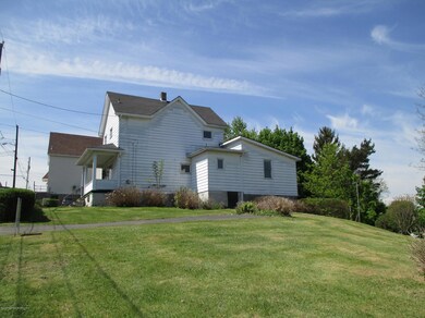 224 Smith St, Dunmore, PA 18512 - photo 2