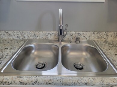 118 S Johnson St, Garrett, IN 46738 - photo 6