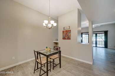 7705 S Kachina Dr-6