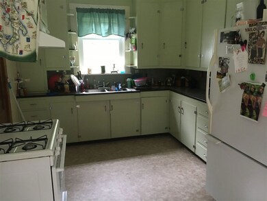 1043 Vt Route 100c, Johnson, VT 05656 - photo 5