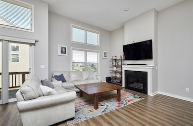 7887 Cottonwood Ln, West Des Moines, IA 50266 - photo 4