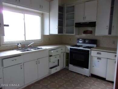 2109 Pecan Dr, Alamogordo, NM 88310 - photo 3