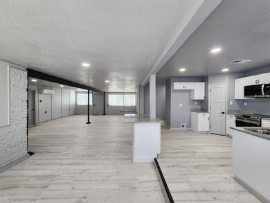 1409 Mountain View Ave, Alamogordo, NM 88310 - photo 6