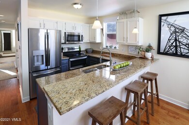 founders_c203_kitchen