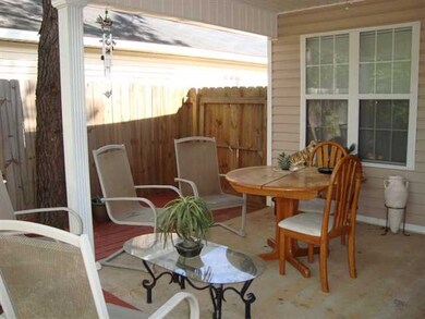 105 Rolling Woods Cir, Warner Robins, GA 31088 - photo 2