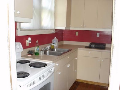 301 4th Ave, New Kensington, PA 15068 - photo 5