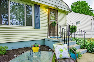 1104 Pioneer Dr, North Tonawanda, NY 14120 - photo 4