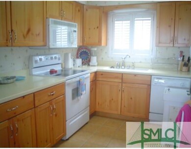 Kitchen. Beautiful updated very functional kitchen