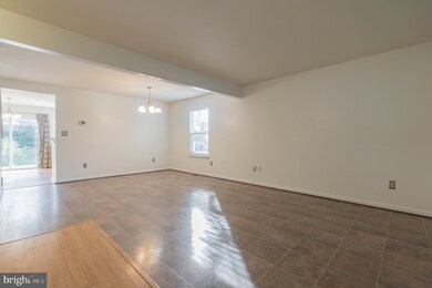 17011 Cass Brook Ln, Woodbridge, VA 22191 - photo 6