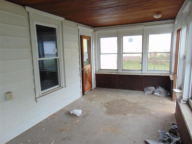 202 Spring St, Saint Johnsbury, VT 05819 - photo 7