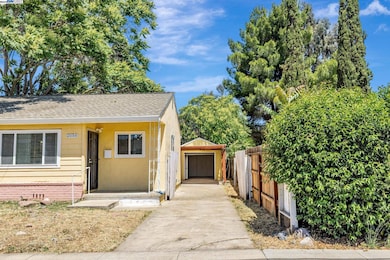 2056 Elm St, Livermore, CA 94551 - photo 3