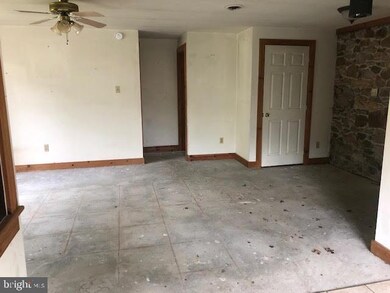 27 Hauseman Rd, Boyertown, PA 19512 - photo 4