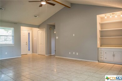 541 Denise Dr, New Braunfels, TX 78130 - photo 3