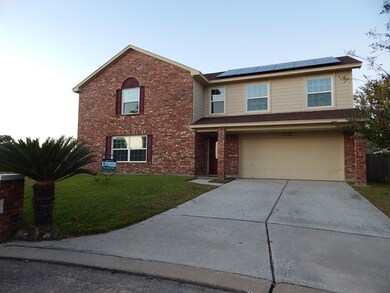 7930 Brook Trail Cir, Houston, TX 77040 - photo 3