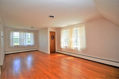 106 Waterman St, East Bridgewater, MA 02333 - photo 4